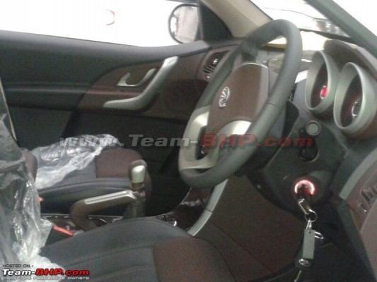 Mahindra XUV500 Limited Edition interiors