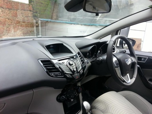 Ford Fiesta facelift interior