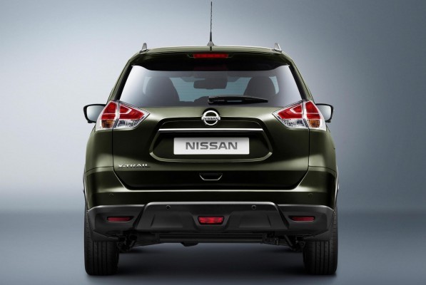 New Nissan X-Trail rear profile