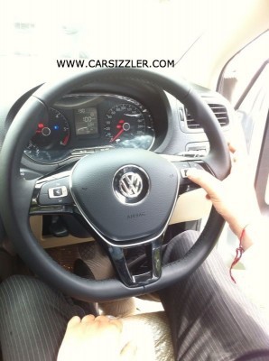 2014 Volkswagen Polo facelift new three spoke steering wheel