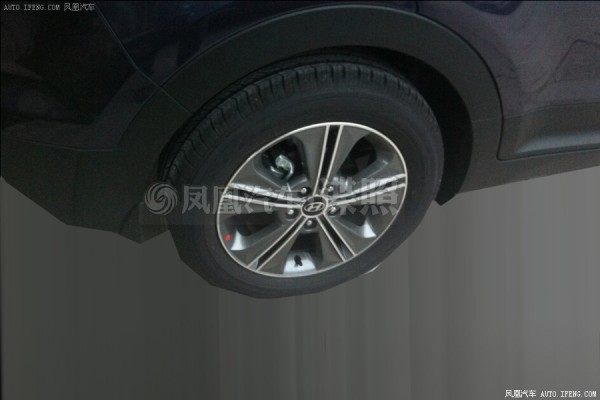 Hyundai ix25 new wheel hubs