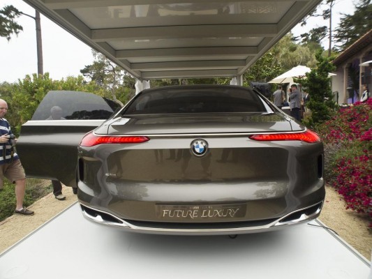 BMW Vision Future Luxury Concept rear