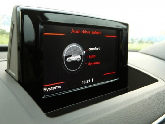 Audi Q3 Dynamic Edition with drive select