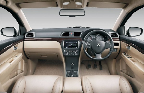 Maruti Suzuki Ciaz dashboard and steering wheel