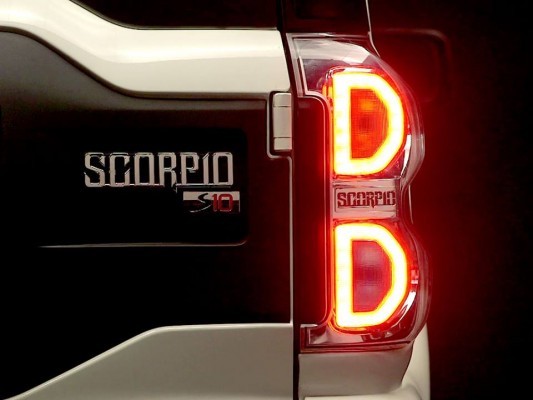 New Mahindra Scorpio LED taillamps