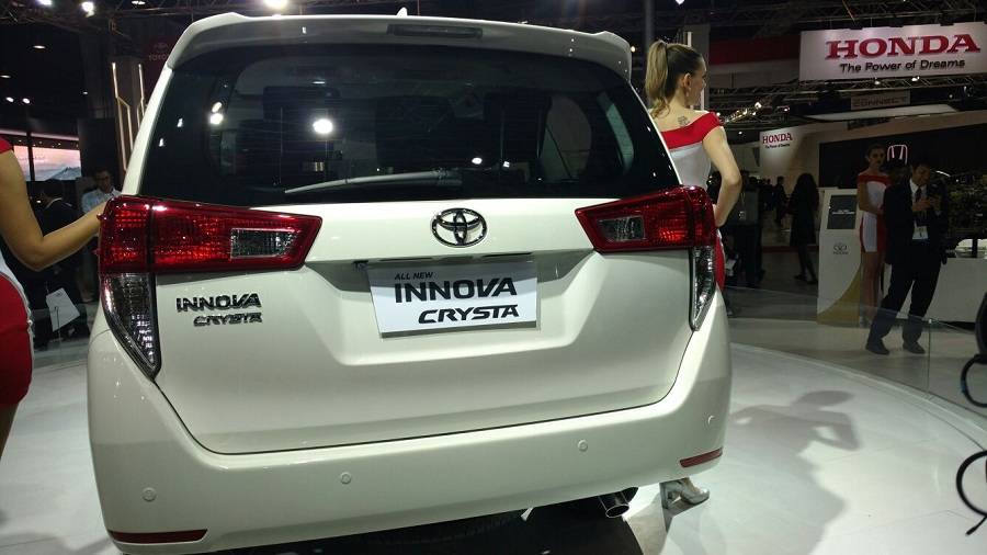 Toyota Innova Crysta Price Mileage Specifications Colours