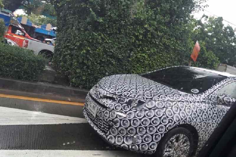 Toyota Yaris India spied front