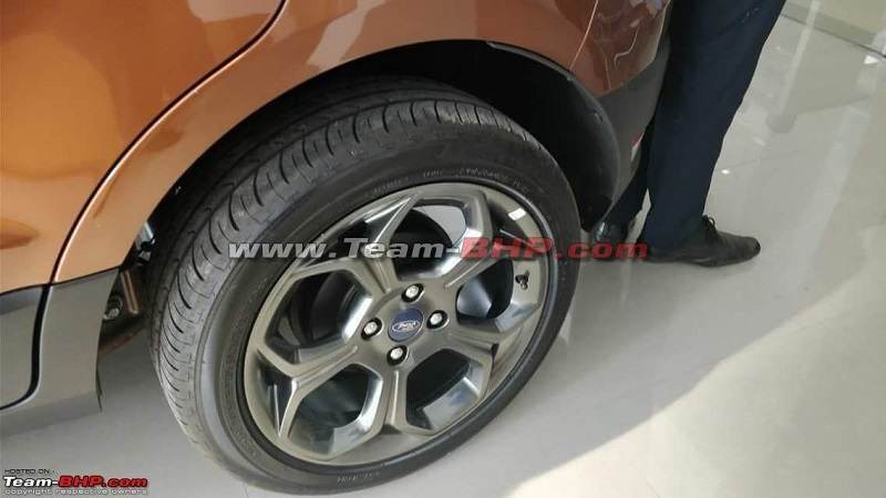 Ford EcoSport Titanium S Alloys