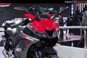 Yamaha R15 V3 Video