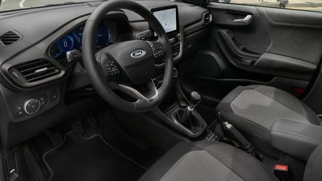 2020 Ford Puma Titanium X Interior