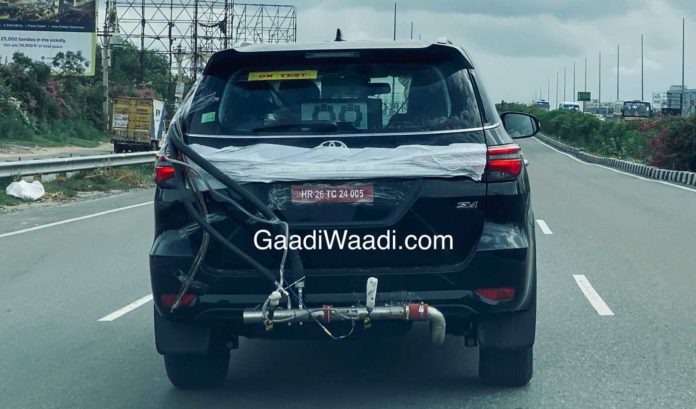 Toyota Fortuner facelift spied India 2