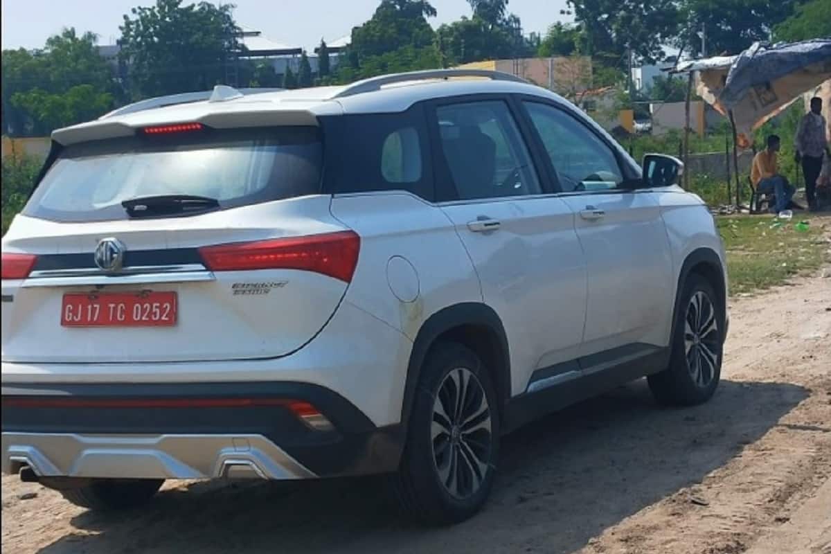 2021 MG Hector Facelift spied