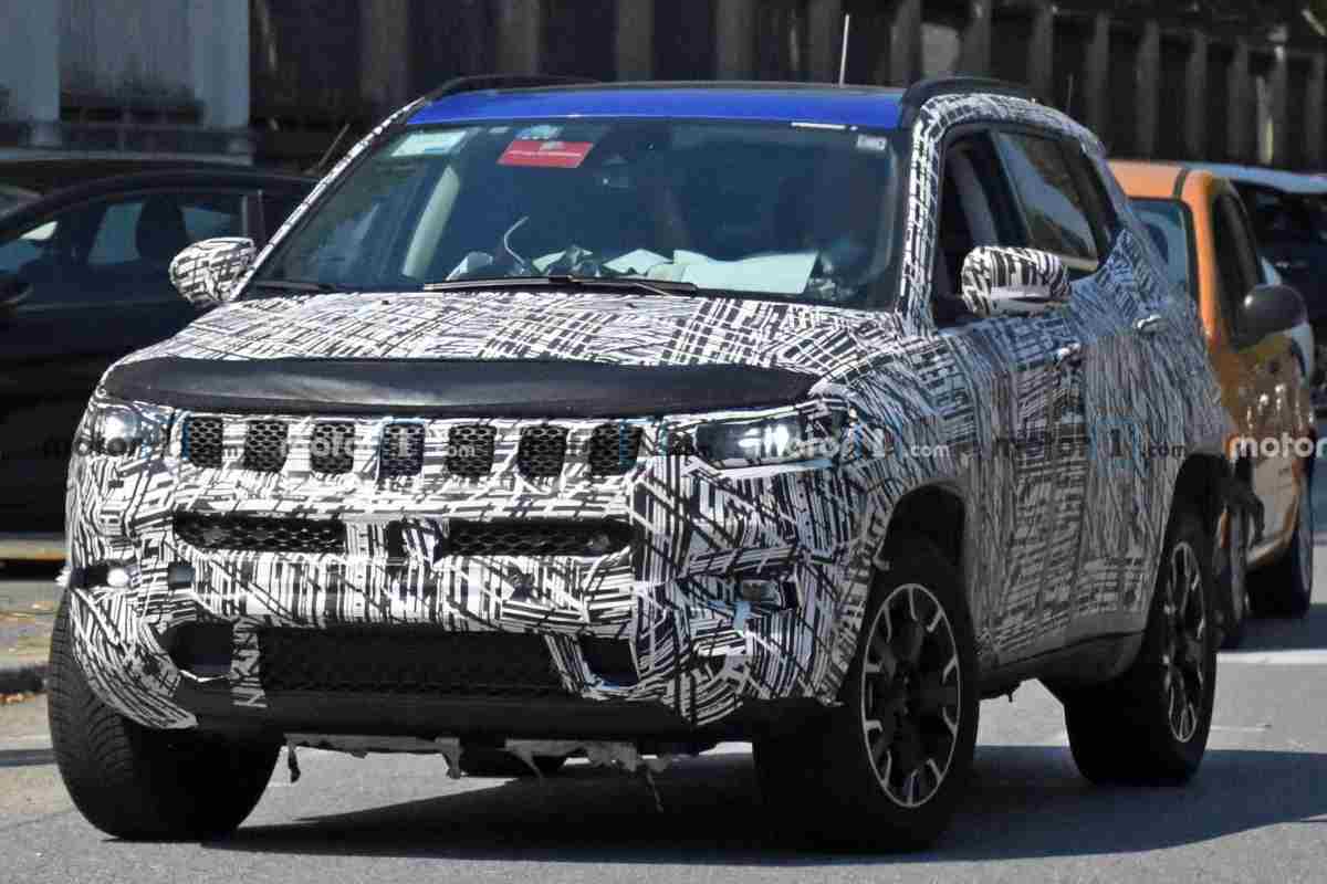Jeep Compass facelift Front spied