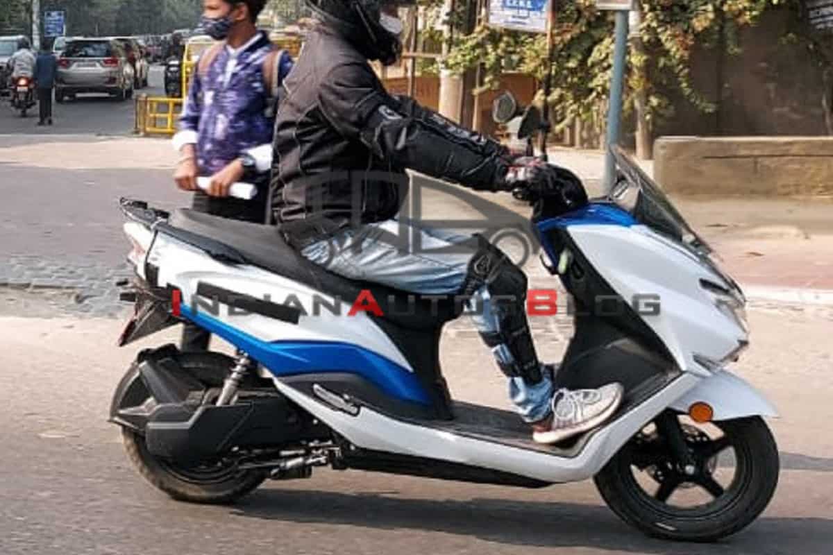 Suzuki Electric Scooter spied