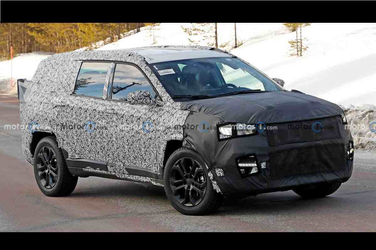 New Jeep 7 Seater SUV front