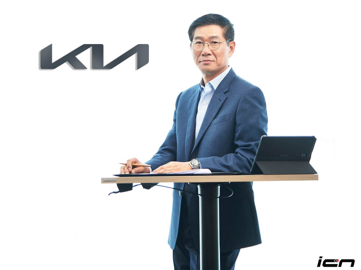 Mr. Kookhyun Shim, Managing Director and Chief Executive Officer, Kia India (1)