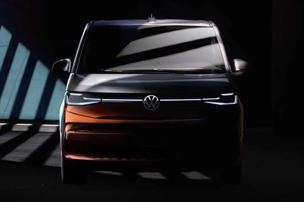 New-gen Volkswagen T7 Multivan Sketch front