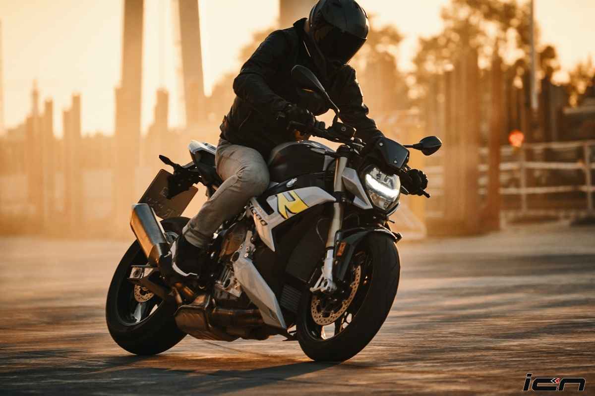 All-new BMW S 1000 R specs
