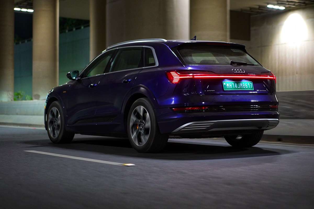 Audi e-tron India features