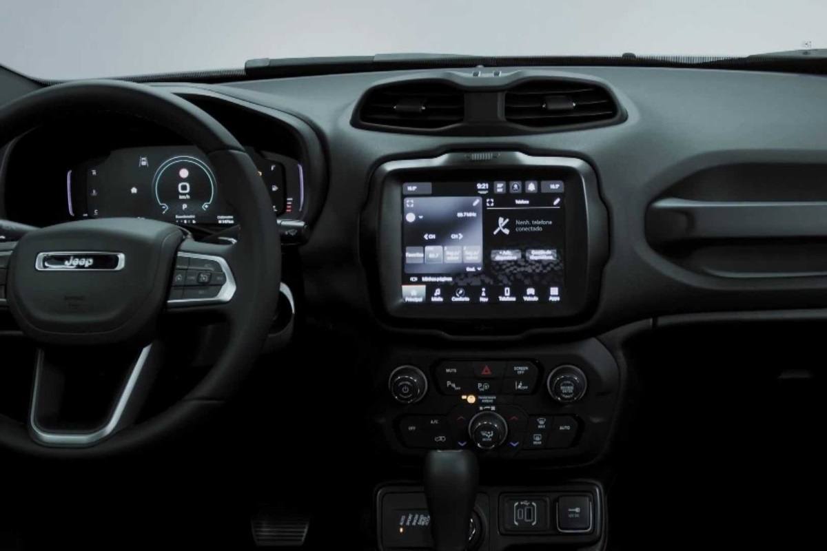 2022 Jeep Renegade Facelift interior
