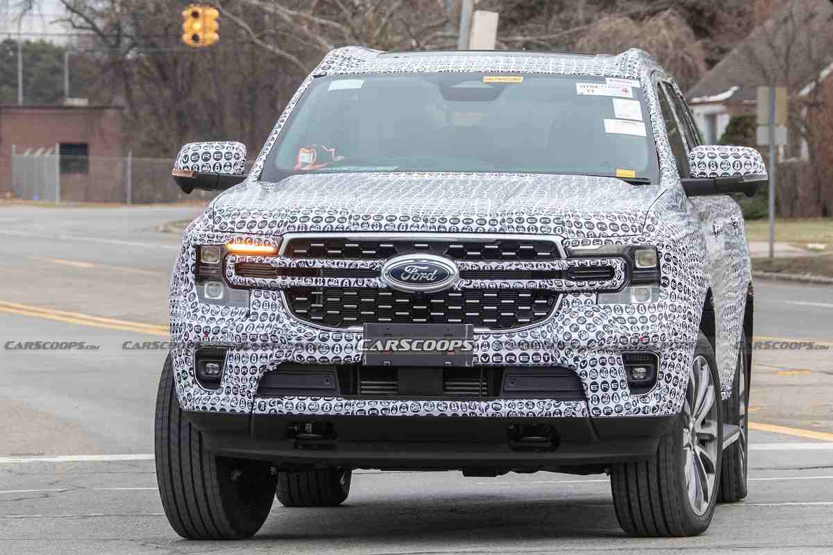 new-gen Ford Endeavour Spied front