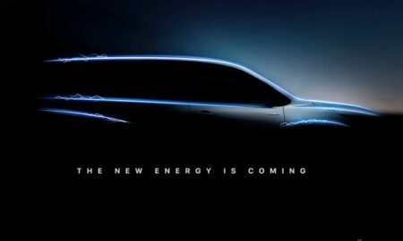 2023 Toyota Innova HyCross teaser