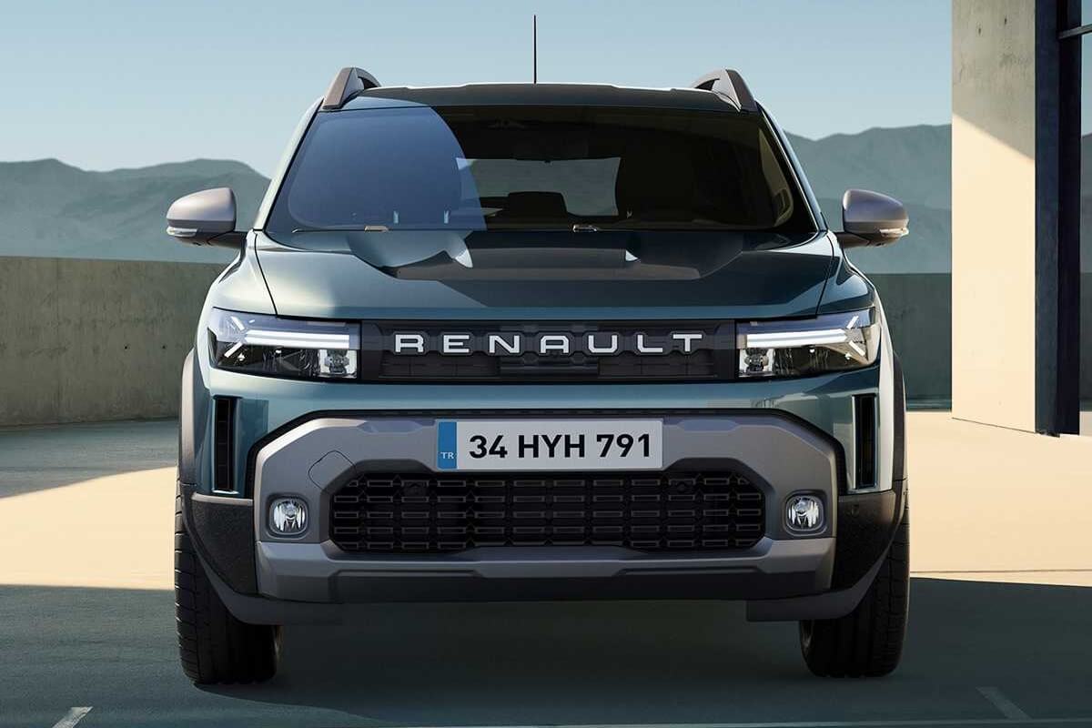 2025 Renault Duster front