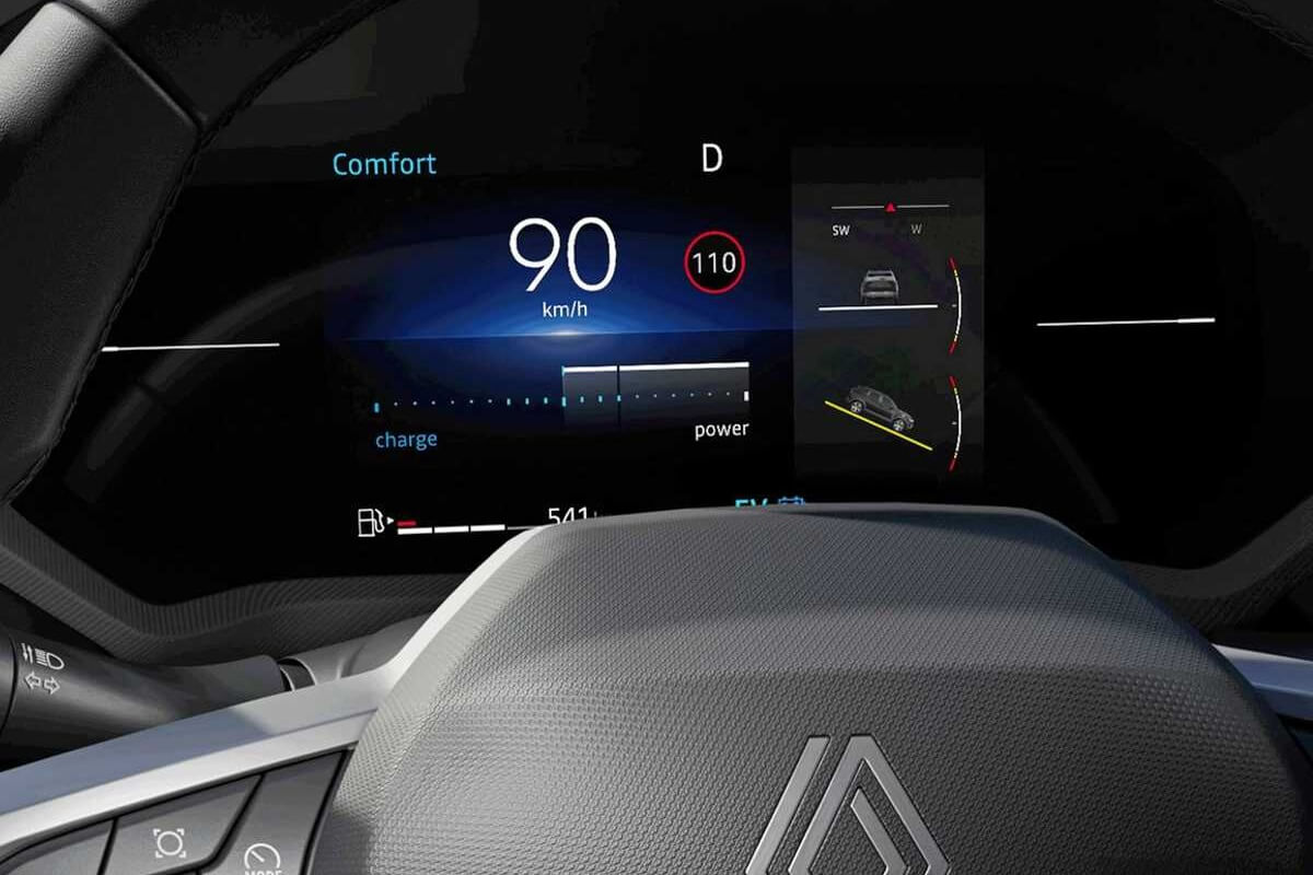 2025 Renault Duster instrument console
